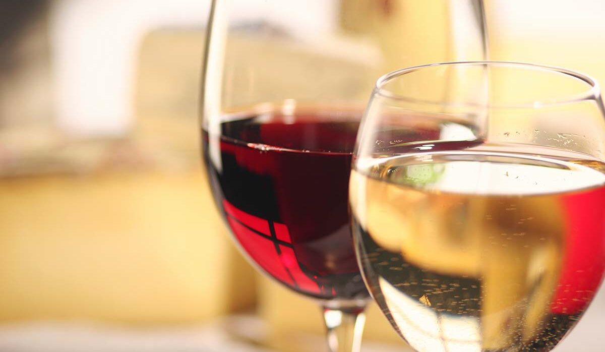 ¿Qué es el vino embocado? y cómo se hace